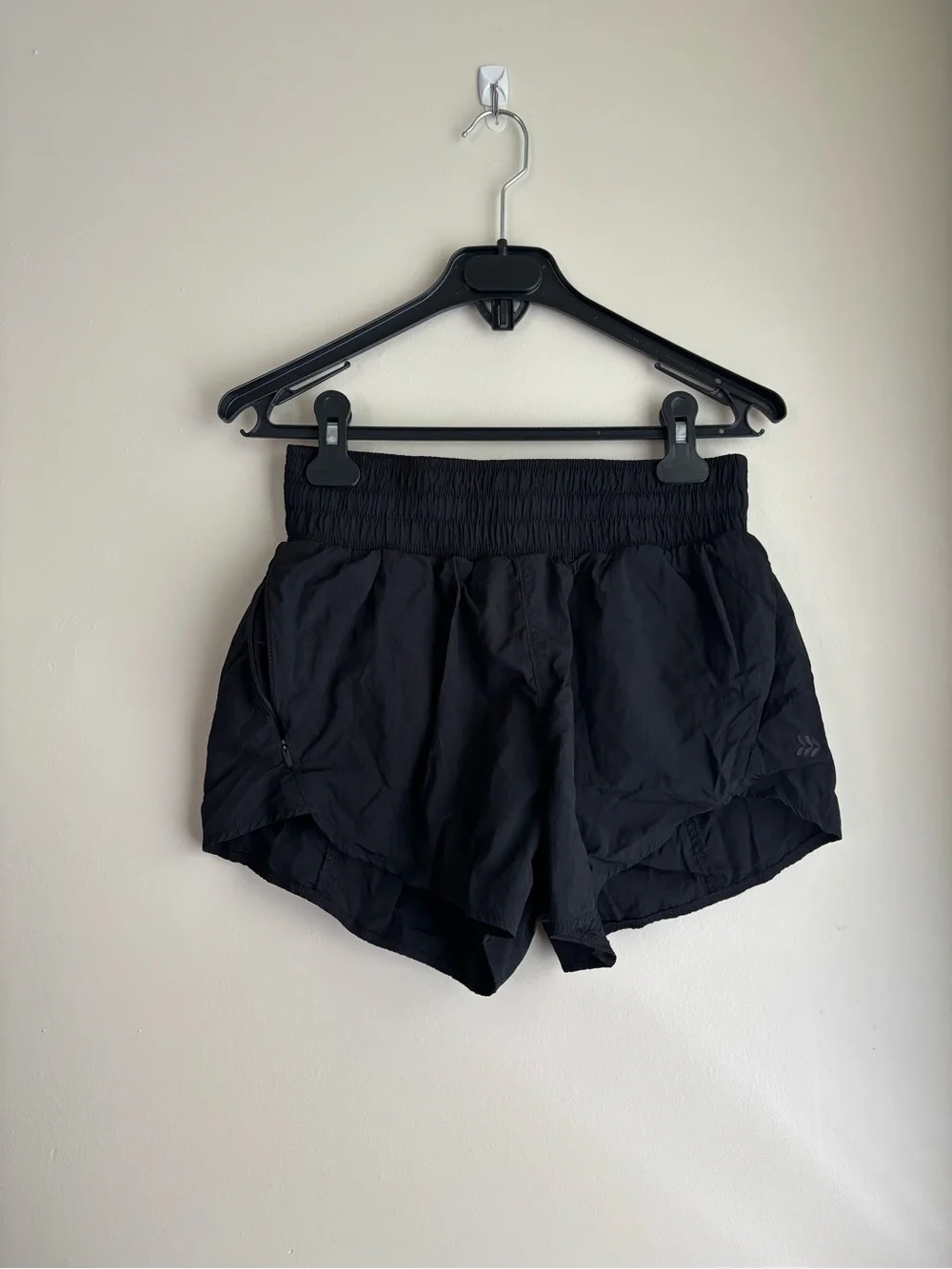 All in Motion Crinkle Tulip Run Shorts 3